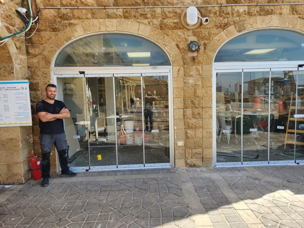 תריסים חשמליים ברעננה